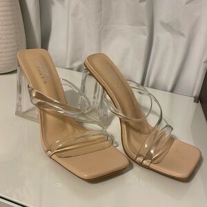 Women size 8 clear/nude heels